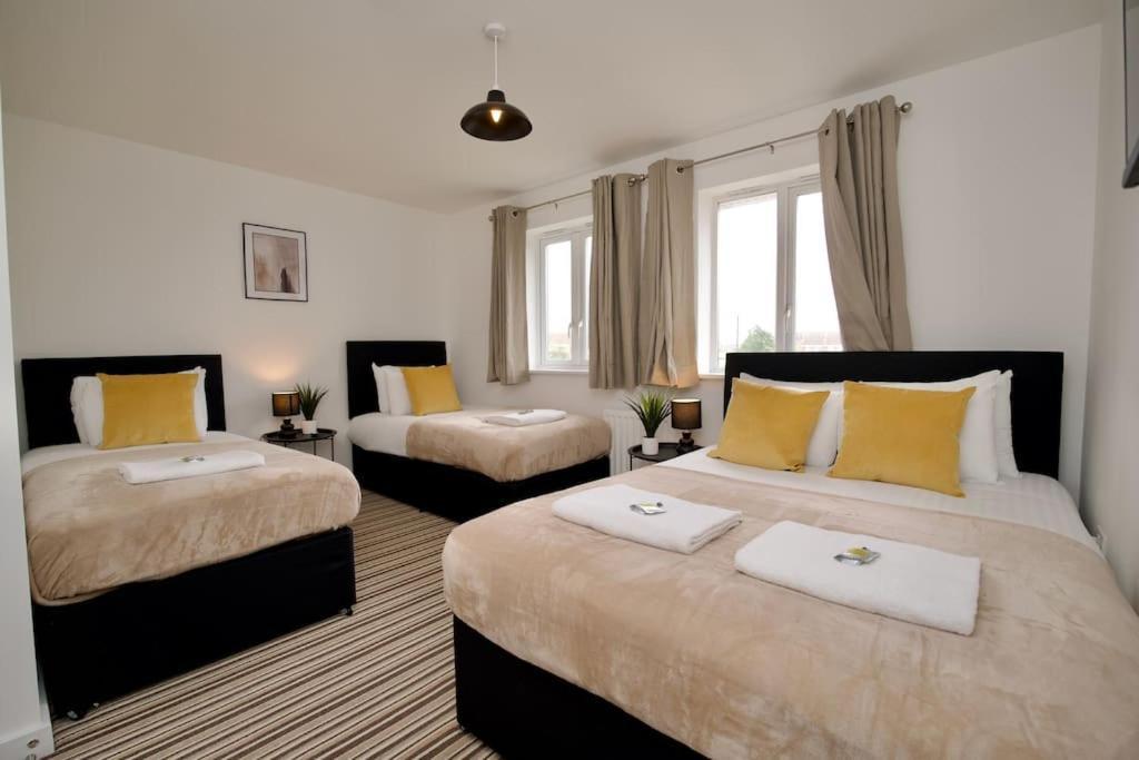 Holiday home Highley's Nest - Fully Furnished Gem, Free Private Parking, Sky Tv & Netflix *