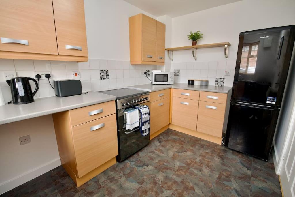 Holiday home Highley's Nest - Fully Furnished Gem, Free Private Parking, Sky Tv & Netflix